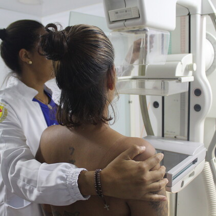Mamografia gratuita: Saúde nos Bairros leva atendimento às mulheres!
