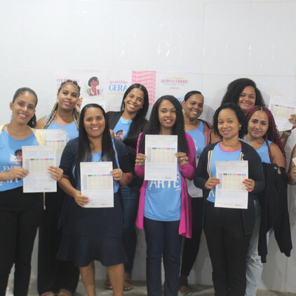 EmpoderaArte conclui 1º módulo e impulsiona mulheres rumo ao mercado de trabalho!