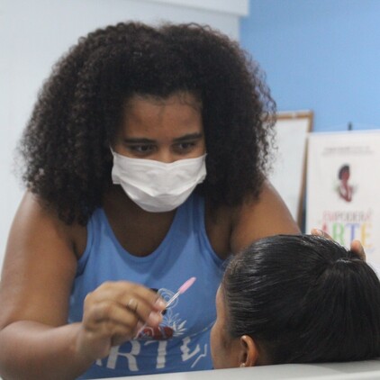 Aulas Práticas do Projeto EmpoderaArte revelam Talentos e Sonhos em construção.