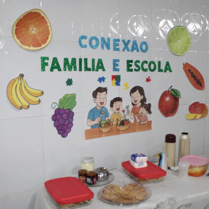 Roda de conversa aproxima famílias da escola e trata de alimentação infantil e autocuidado