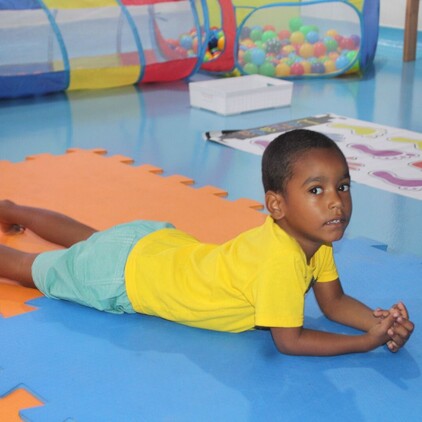 Oficinas de Férias do CER II promovem estímulos terapêuticos por meio de atividades lúdicas e inclusão social