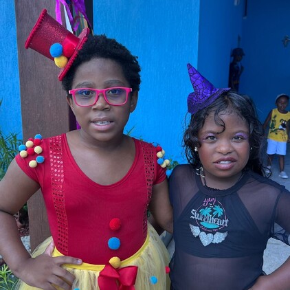 Carnaval do CER promove integração e ludicidade para pacientes do Menino Jesus