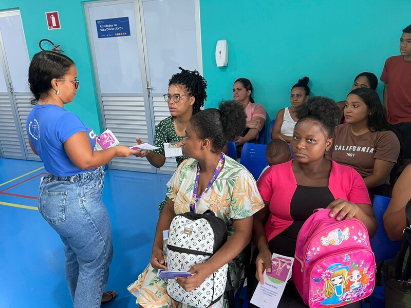 Março Lilás: ação do CER II orienta mães e amplia acesso a exames preventivo